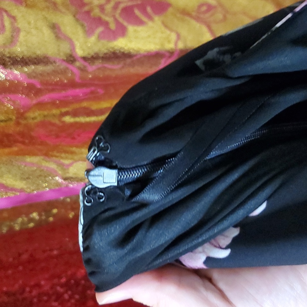 Business in front part in back dress! - Picture 9 of 12